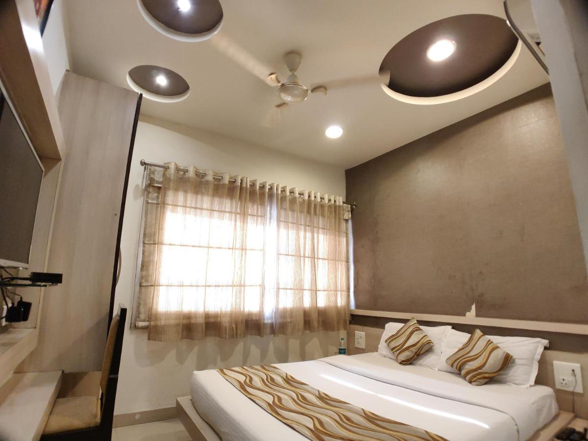 Hotel Shiv Vilas Bhopal Ngoại thất bức ảnh