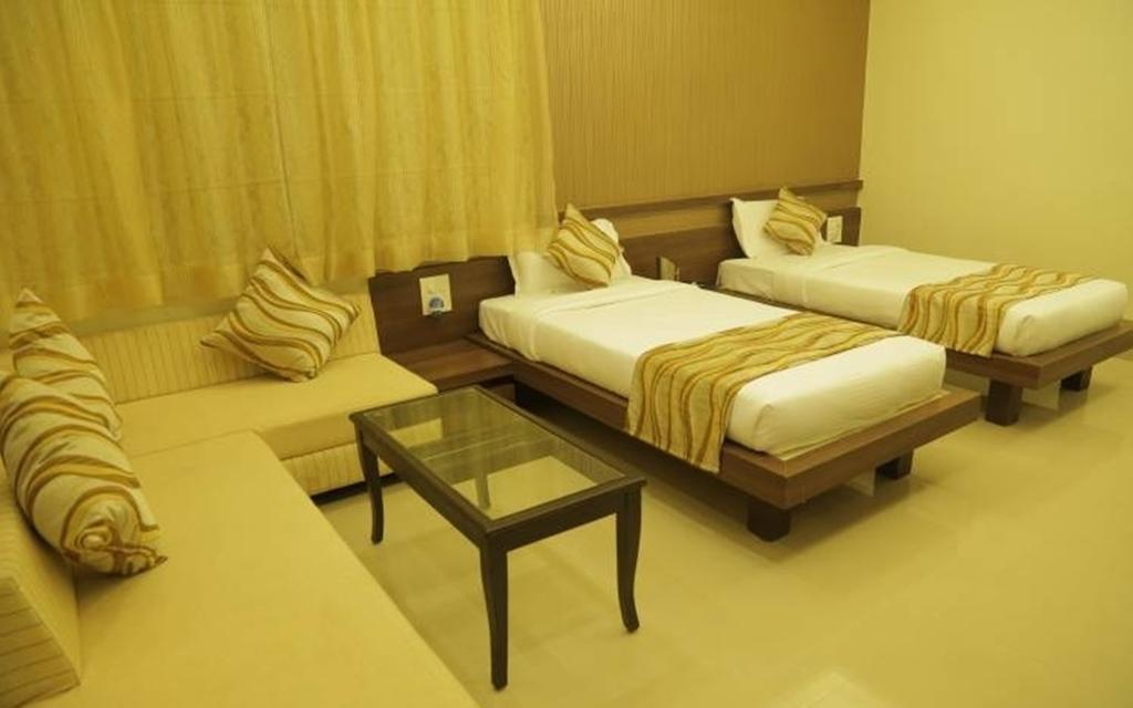 Hotel Shiv Vilas Bhopal Ngoại thất bức ảnh